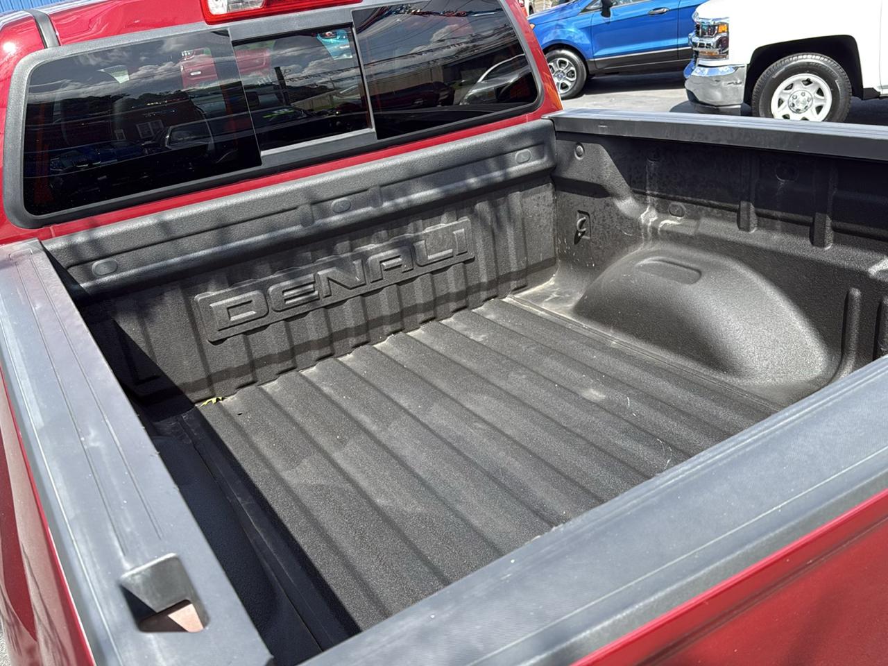 GMC Canyon 4WD Crew Cab 128.3" Denali 2017