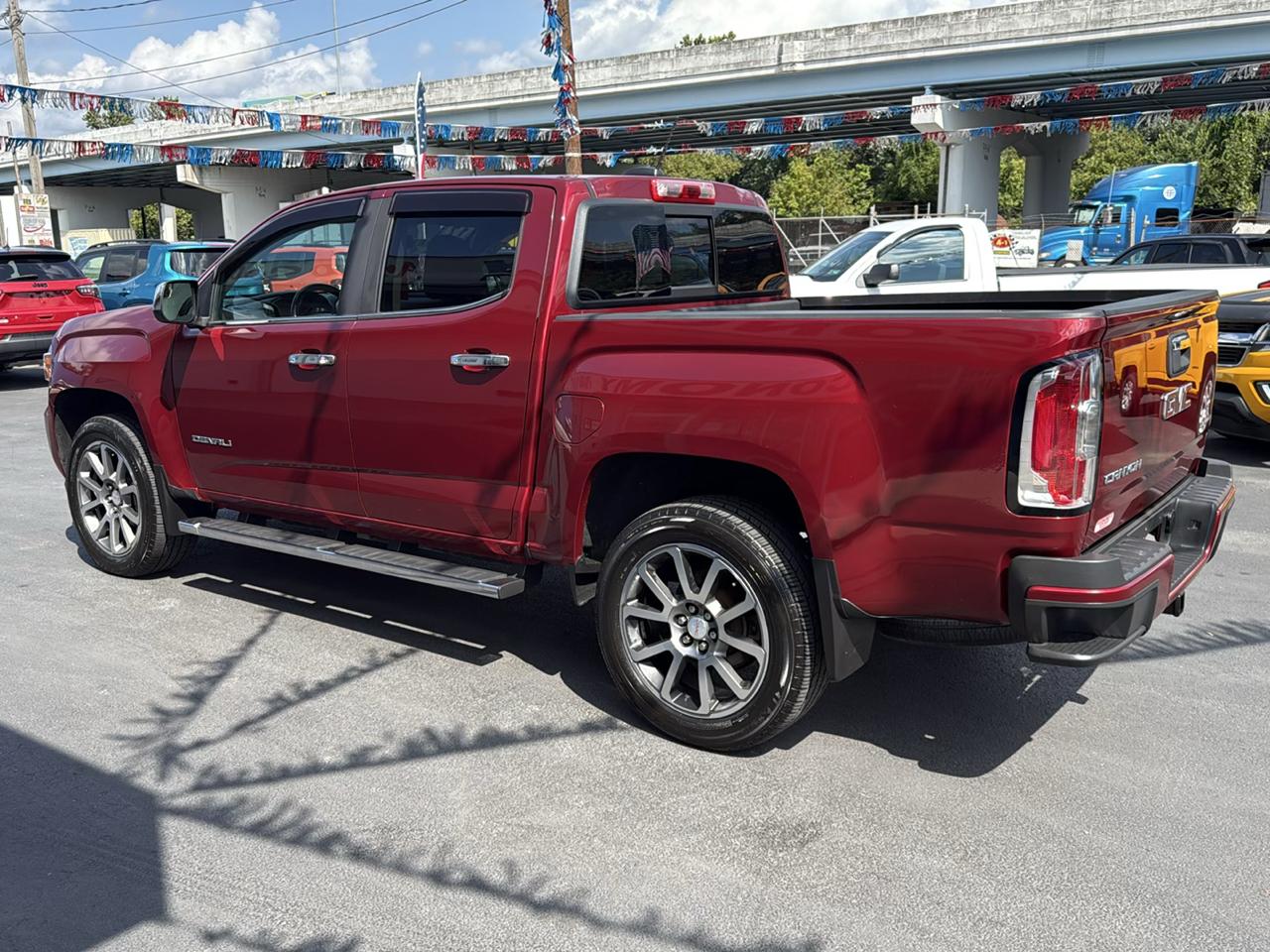GMC Canyon 4WD Crew Cab 128.3" Denali 2017