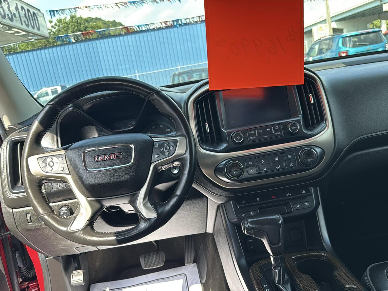 GMC Canyon 4WD Crew Cab 128.3" Denali 2017