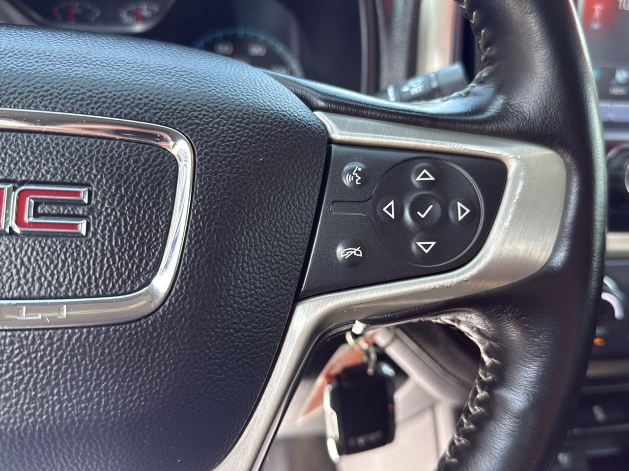 GMC Canyon 4WD Crew Cab 128.3" Denali 2017