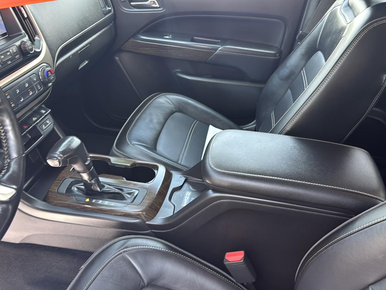 GMC Canyon 4WD Crew Cab 128.3" Denali 2017