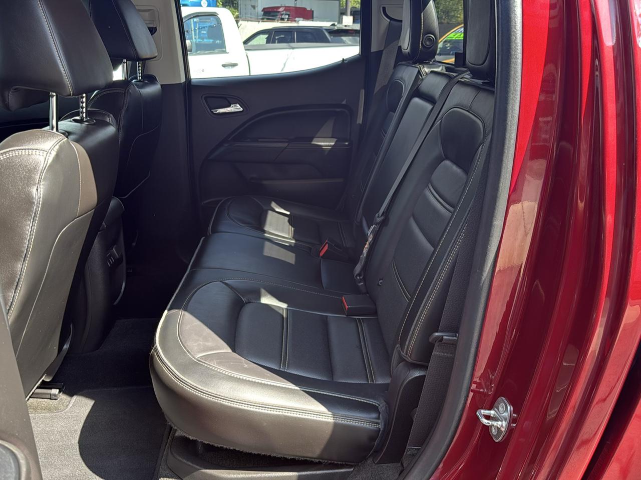 GMC Canyon 4WD Crew Cab 128.3" Denali 2017