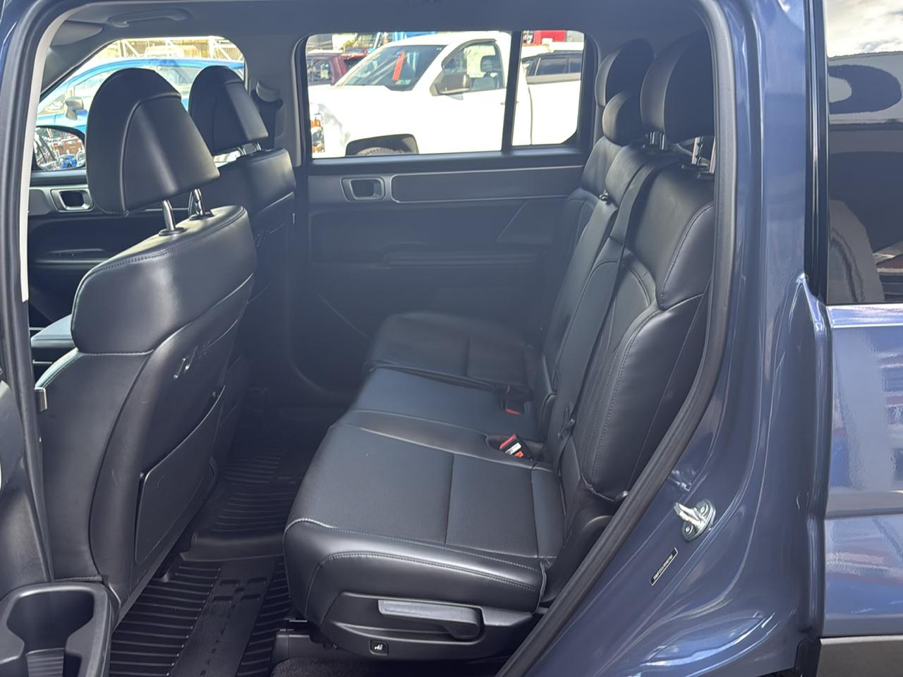 Hyundai Santa Fe SEL AWD 2025