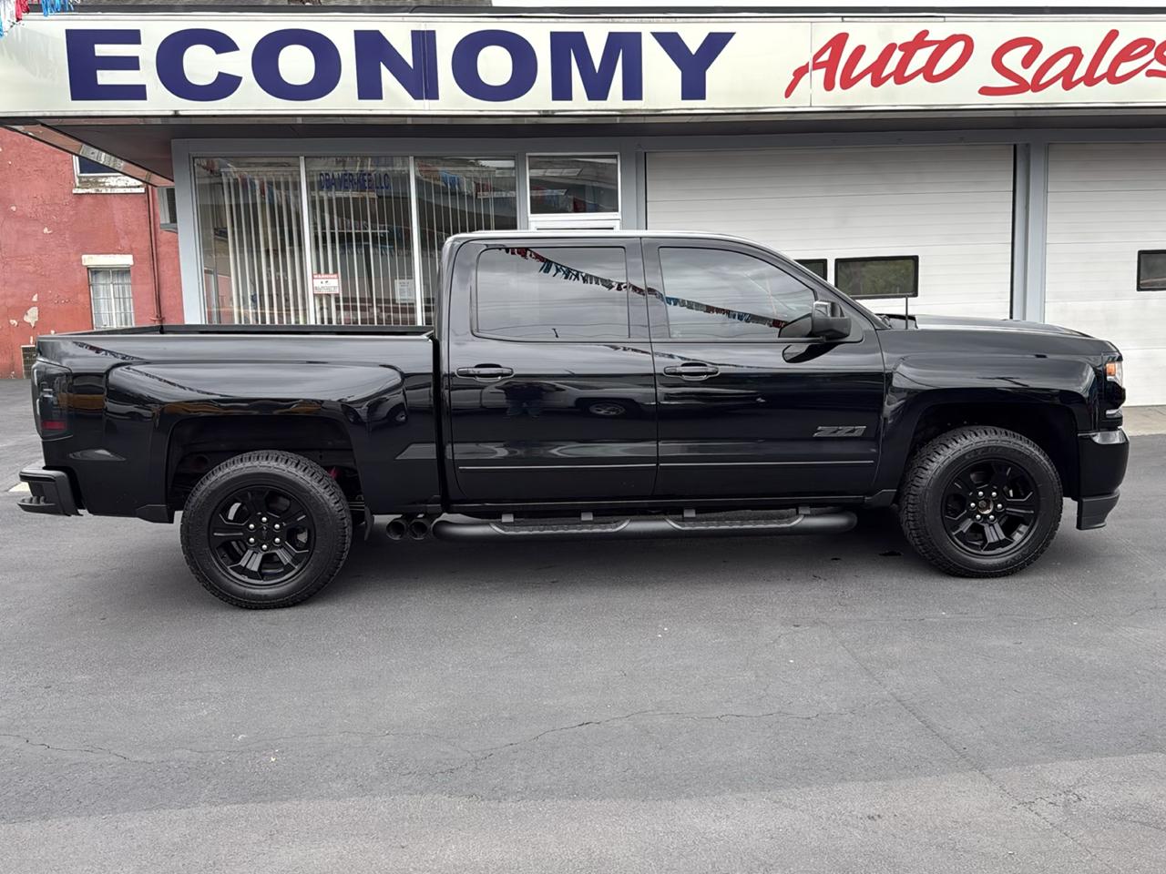 Chevrolet Silverado 1500 4WD Crew Cab 143.5" LTZ w/2LZ 2018