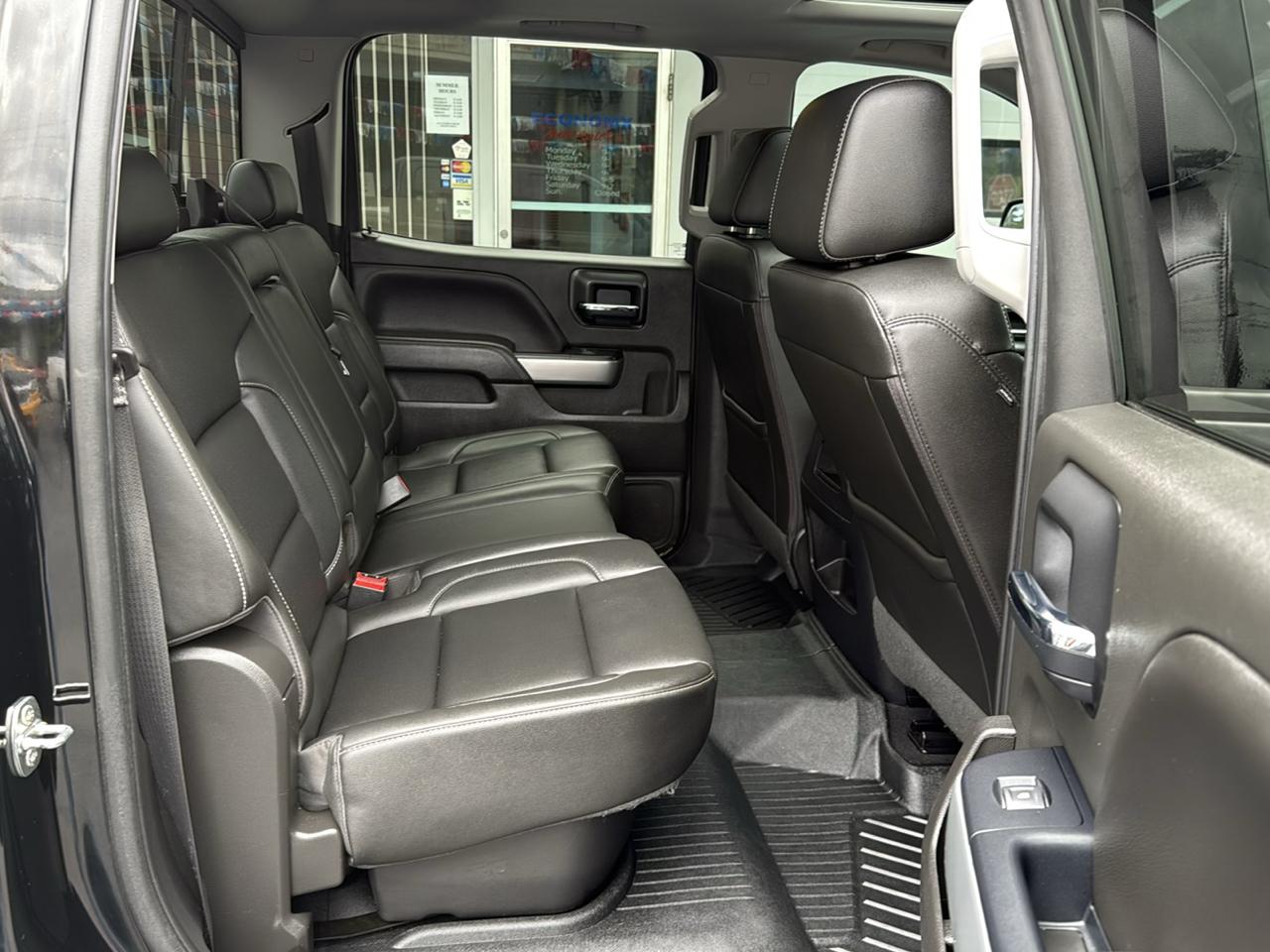 Chevrolet Silverado 1500 4WD Crew Cab 143.5" LTZ w/2LZ 2018