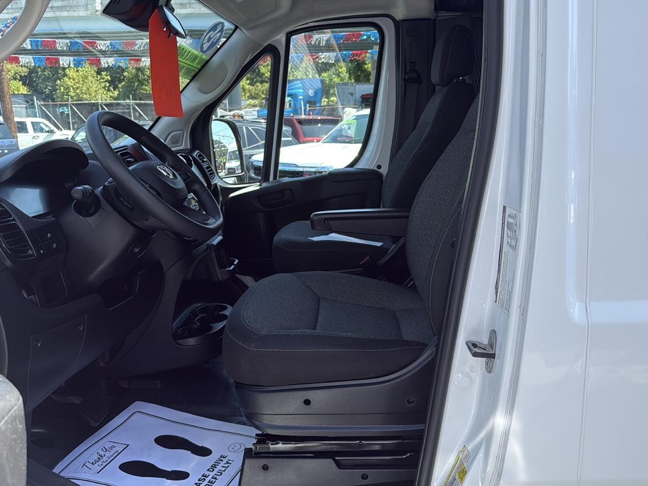 RAM ProMaster Cargo Van Tradesman 2500 Low Roof 136" WB w/Pass Seat 2025
