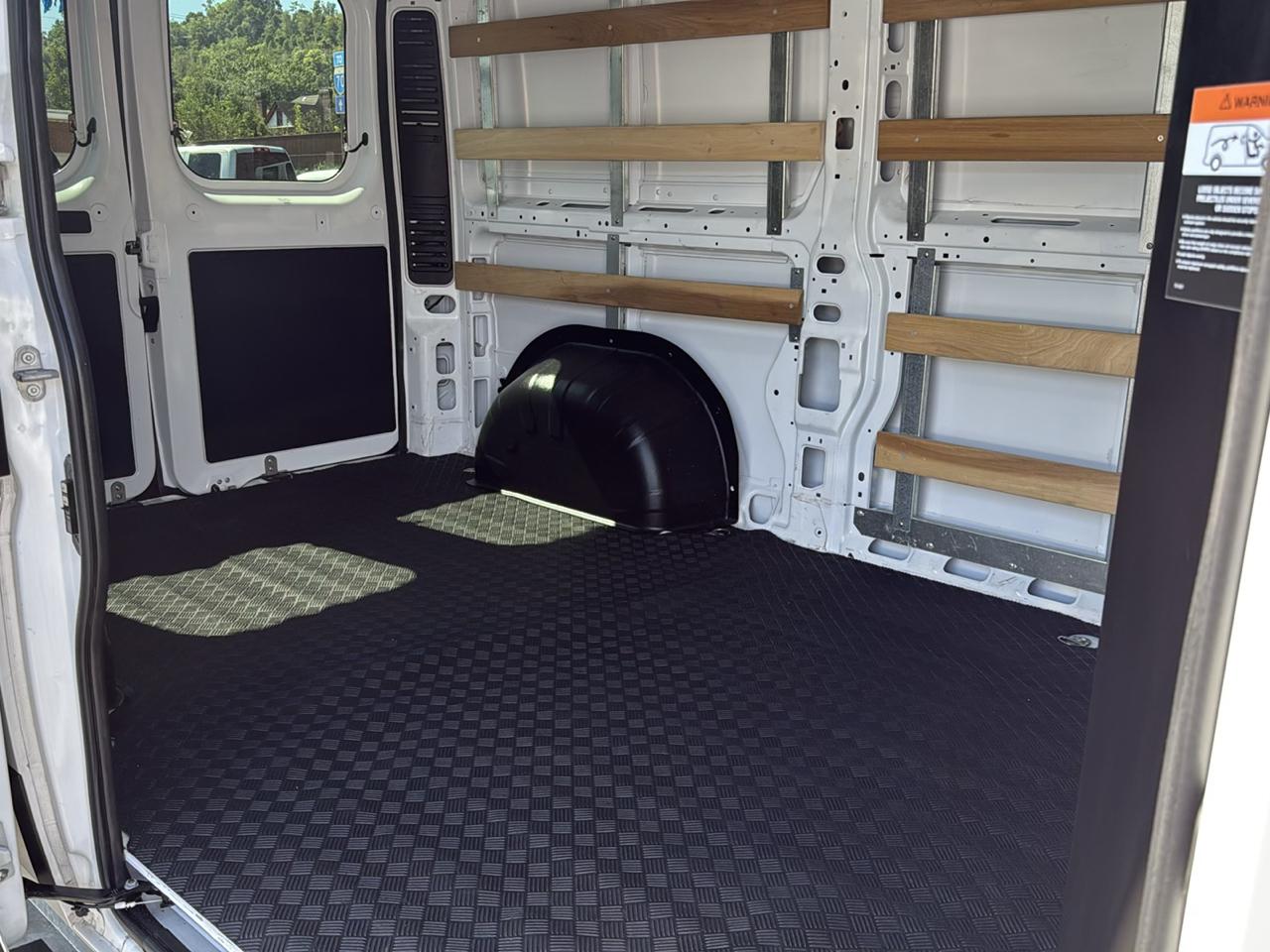 RAM ProMaster Cargo Van Tradesman 2500 Low Roof 136" WB w/Pass Seat 2025