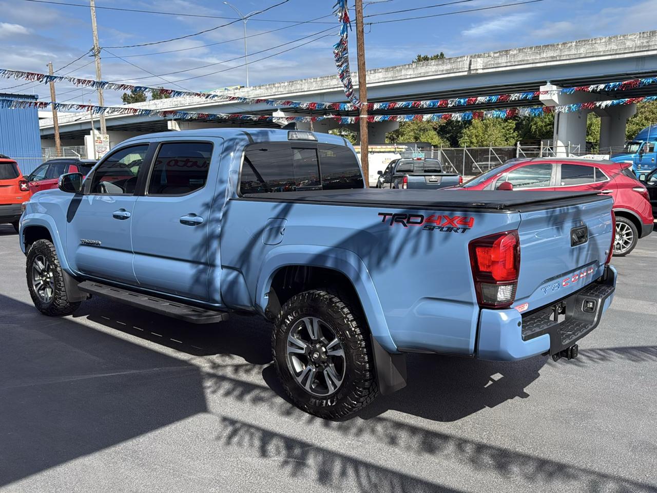 Toyota Tacoma 4WD TRD Off Road Double Cab 6' Bed V6 AT (Natl) 2019
