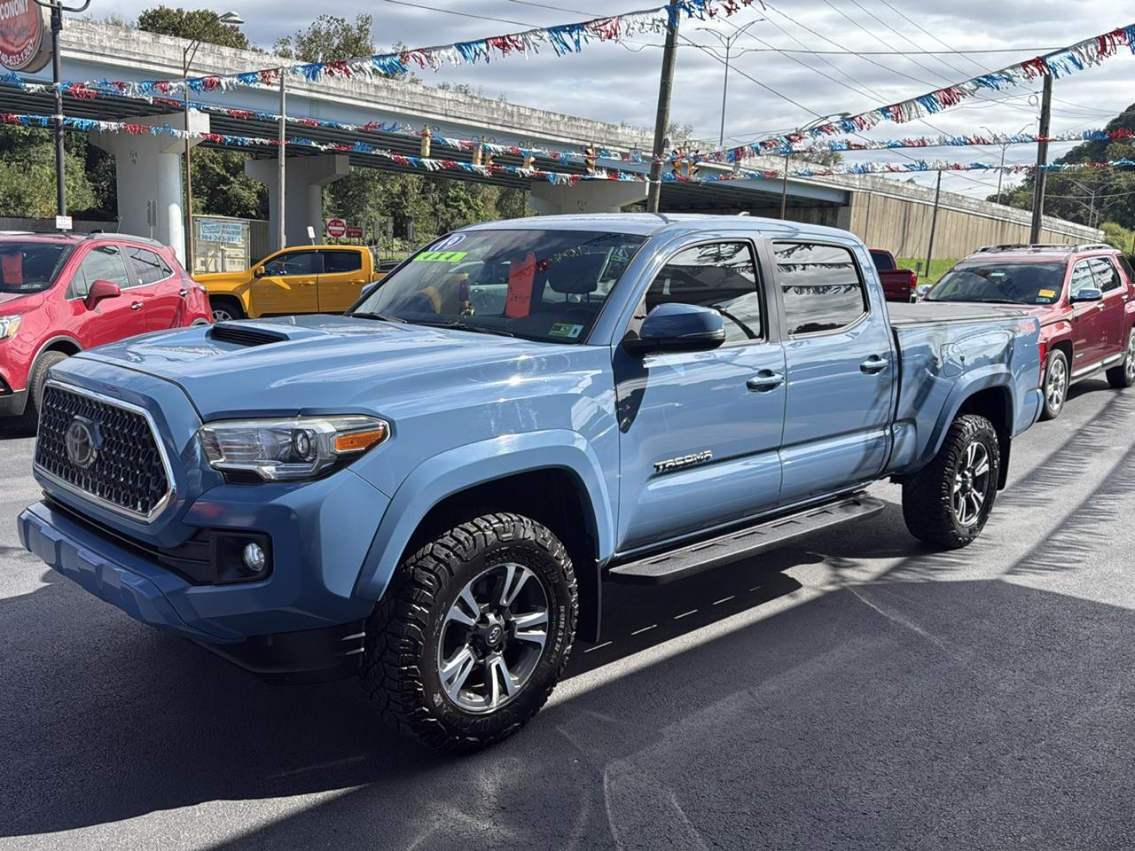 Toyota Tacoma 4WD TRD Off Road Double Cab 6' Bed V6 AT (Natl) 2019