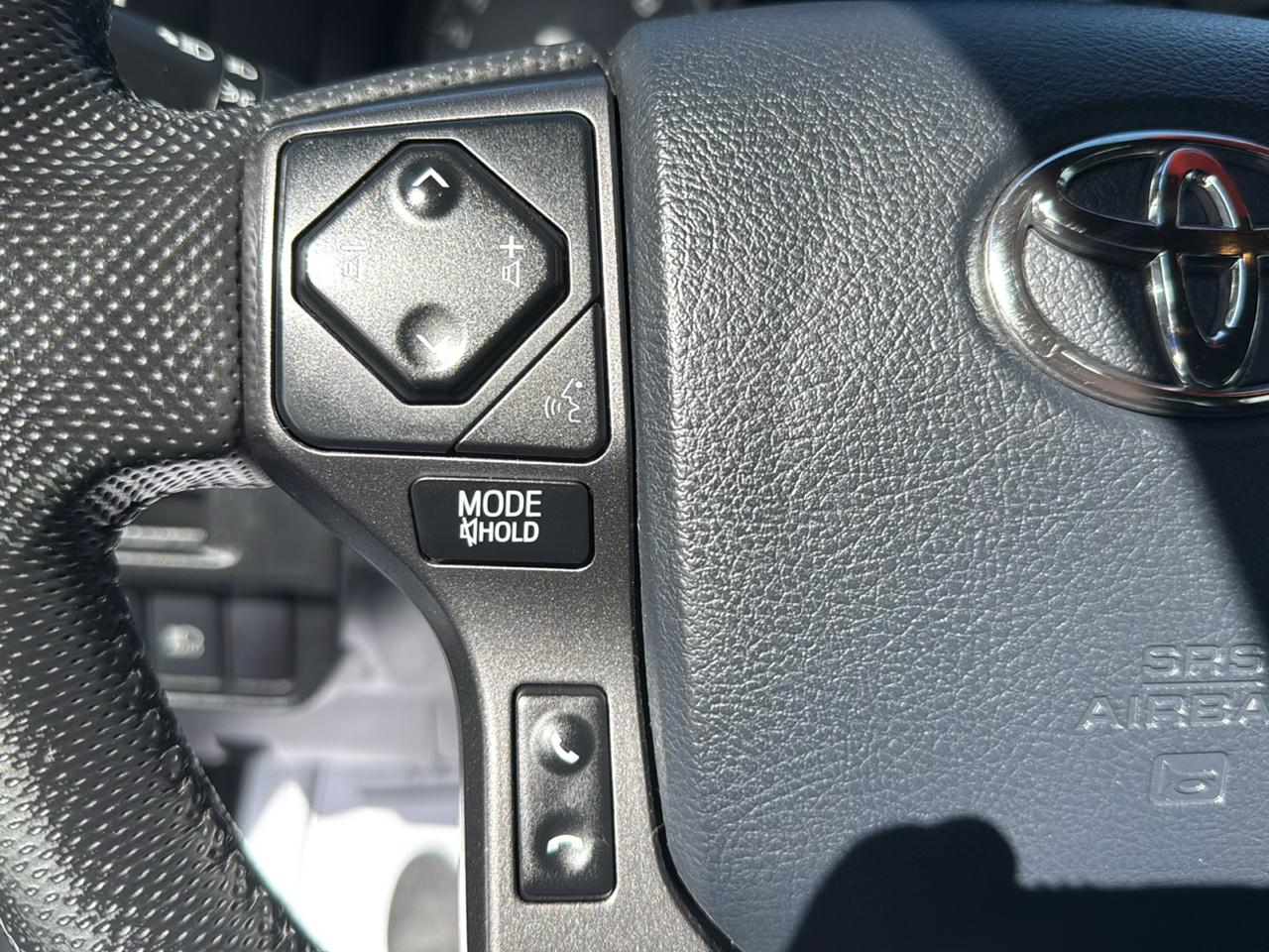 Toyota Tacoma 4WD TRD Off Road Double Cab 6' Bed V6 AT (Natl) 2019