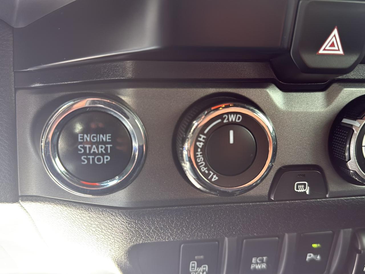 Toyota Tacoma 4WD TRD Off Road Double Cab 6' Bed V6 AT (Natl) 2019