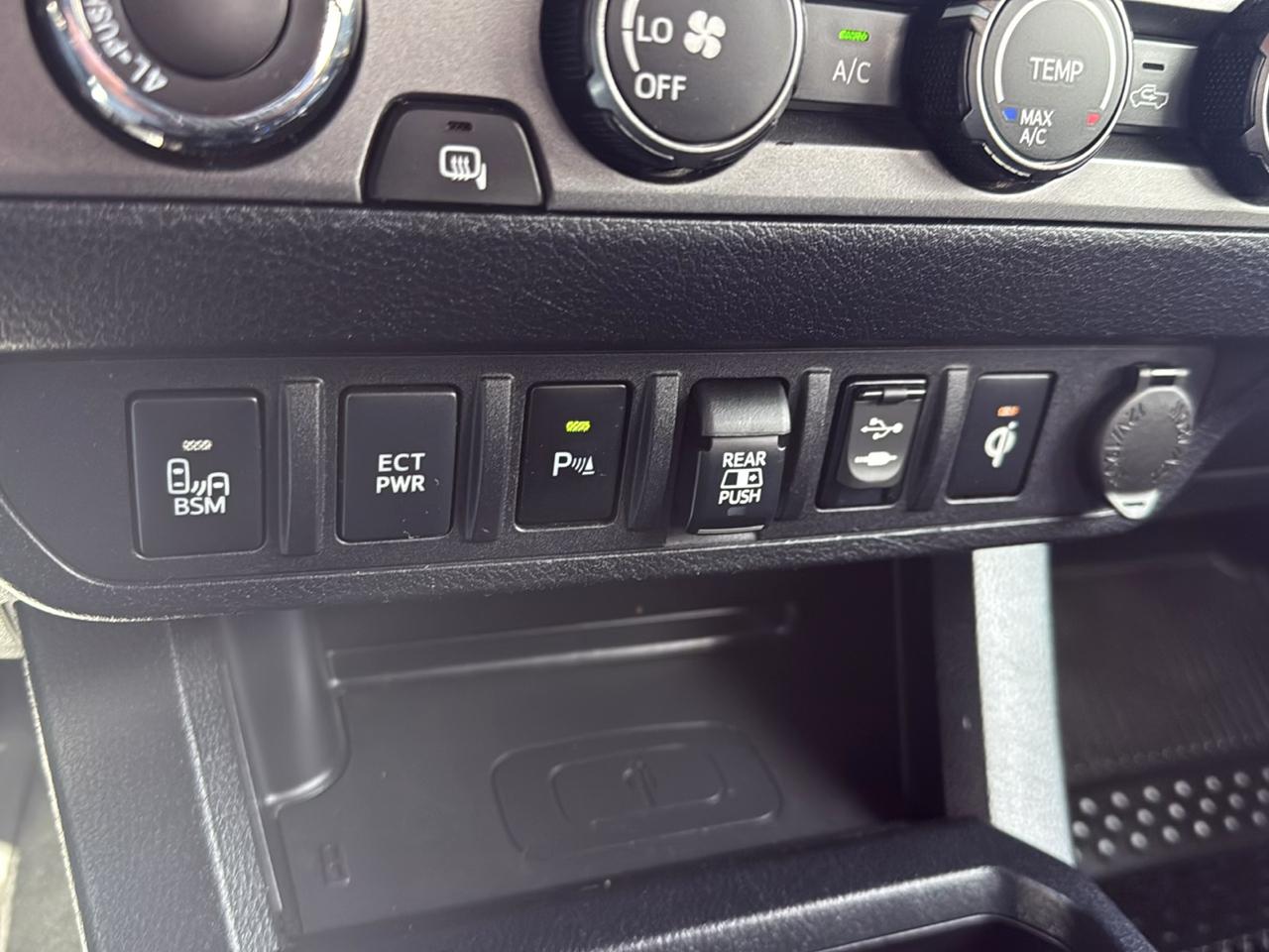 Toyota Tacoma 4WD TRD Off Road Double Cab 6' Bed V6 AT (Natl) 2019