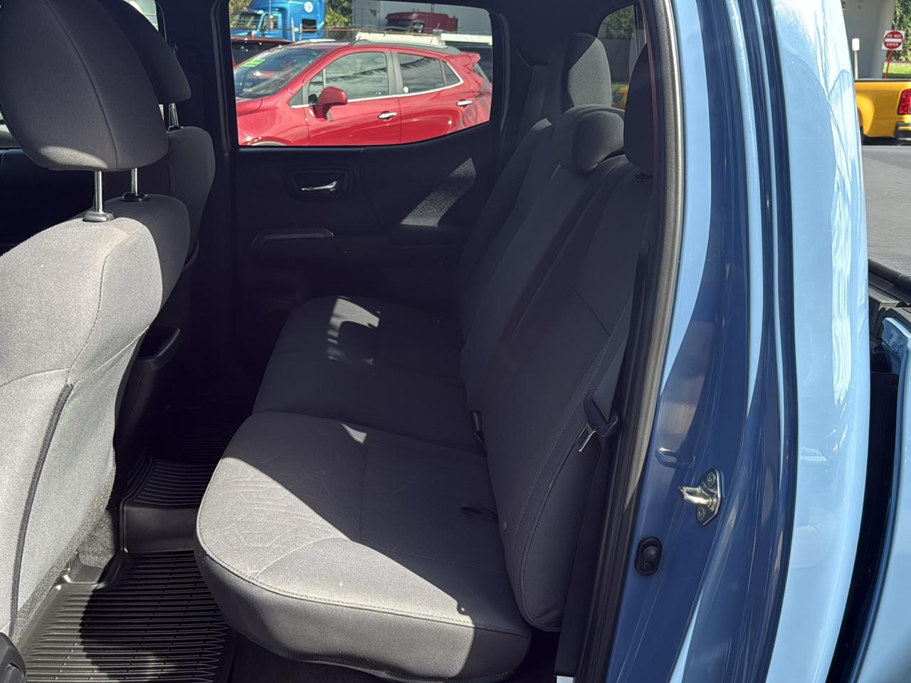 Toyota Tacoma 4WD TRD Off Road Double Cab 6' Bed V6 AT (Natl) 2019