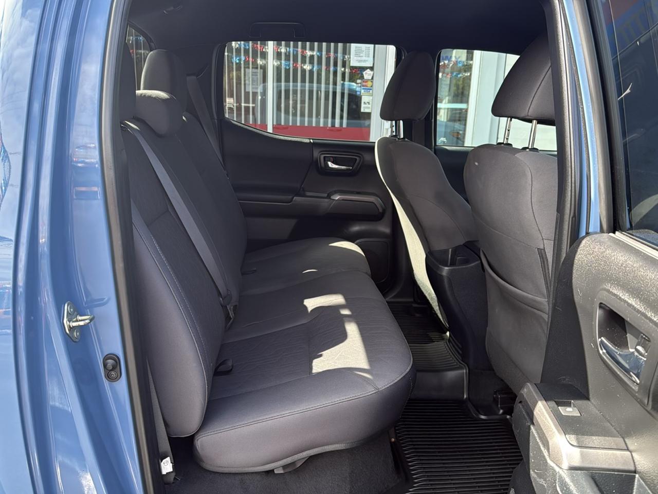 Toyota Tacoma 4WD TRD Off Road Double Cab 6' Bed V6 AT (Natl) 2019