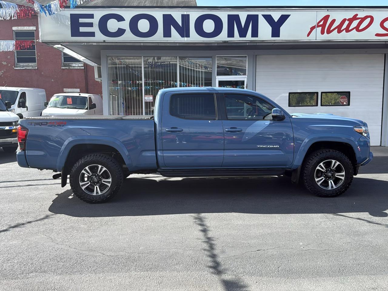 Toyota Tacoma 4WD TRD Off Road Double Cab 6' Bed V6 AT (Natl) 2019