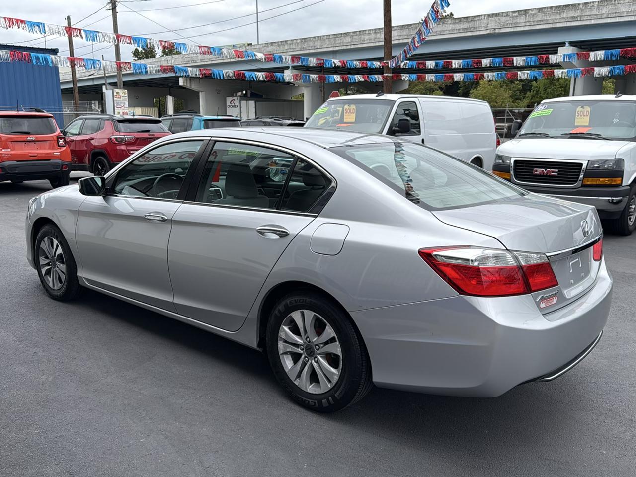 Honda Accord Sedan 4dr I4 CVT LX 2014