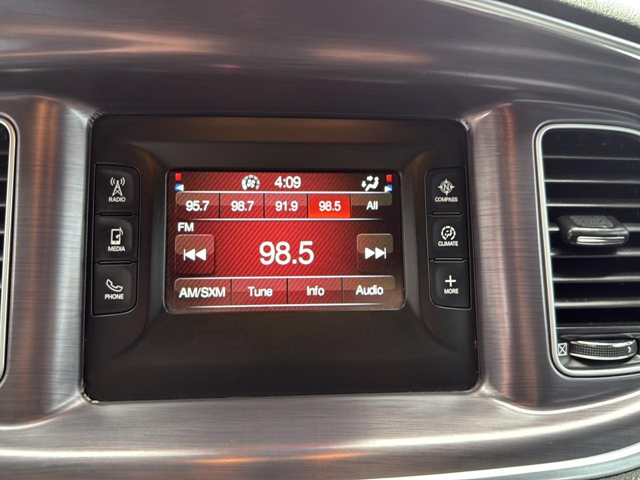 Dodge Charger 4dr Sdn SE AWD 2015