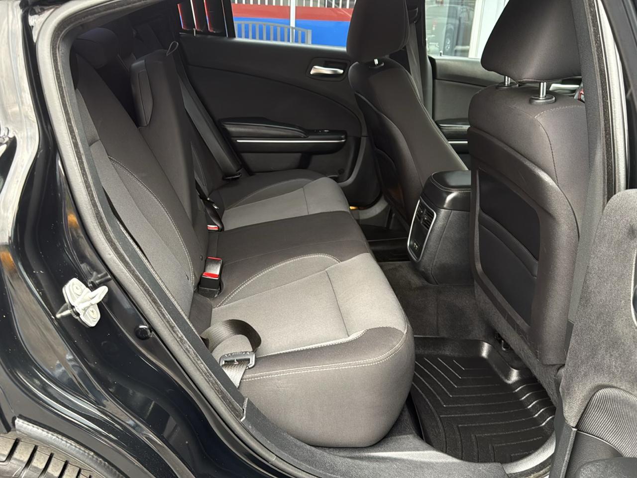 Dodge Charger 4dr Sdn SE AWD 2015