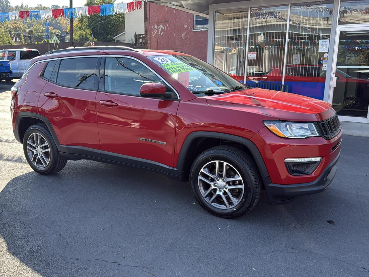 2020 Jeep Compass Latitude w/Sun/Safety Pkg 4x4