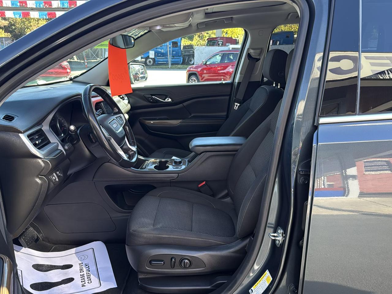 GMC Acadia AWD 4dr SLE 2020