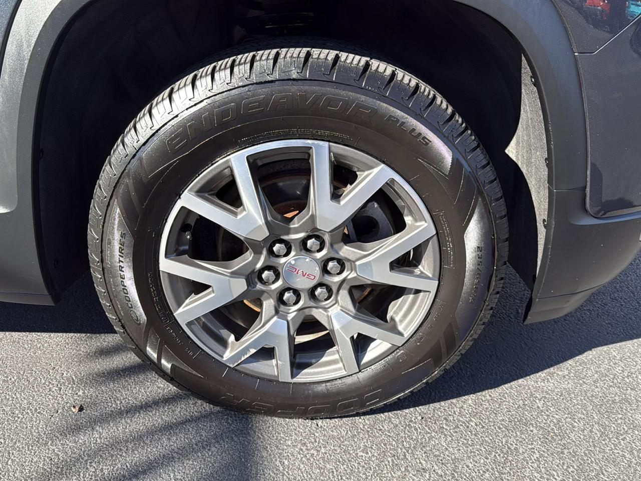 GMC Acadia AWD 4dr SLE 2020