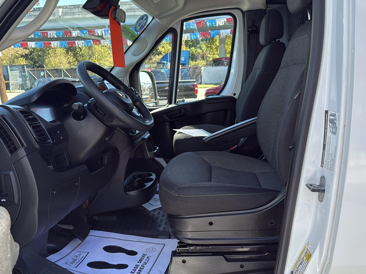 RAM ProMaster Cargo Van Tradesman 2500 Low Roof 136" WB w/Pass Seat 2025