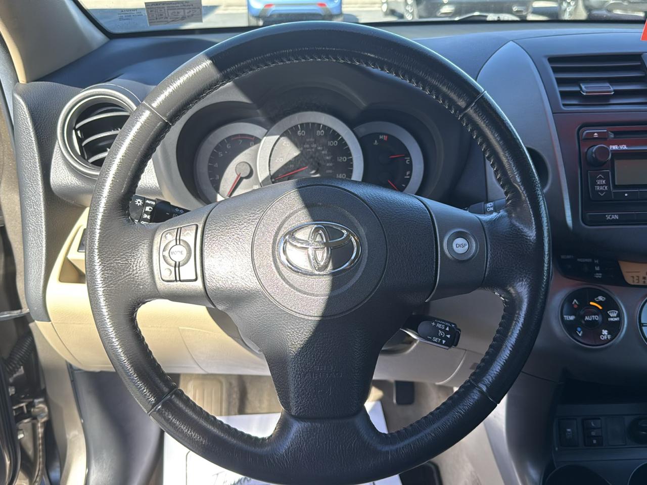 Toyota RAV4 4WD 4dr I4 Limited (Natl) 2012