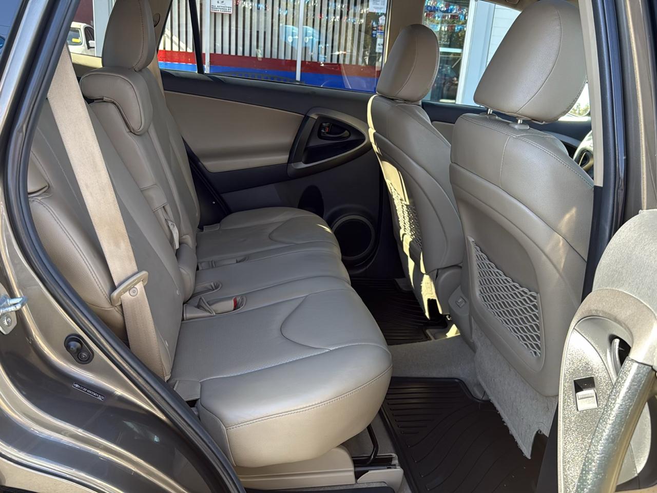 Toyota RAV4 4WD 4dr I4 Limited (Natl) 2012