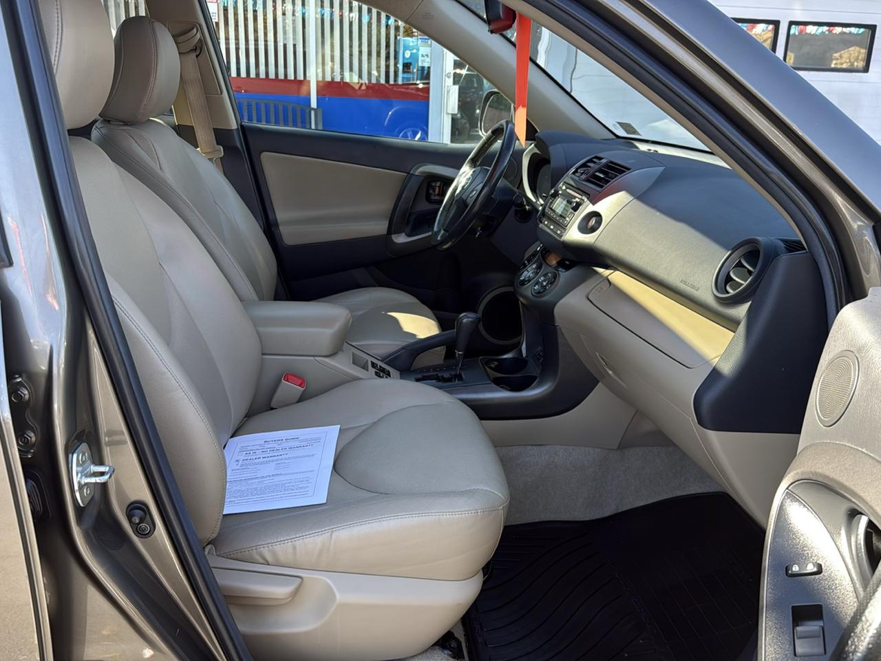 Toyota RAV4 4WD 4dr I4 Limited (Natl) 2012
