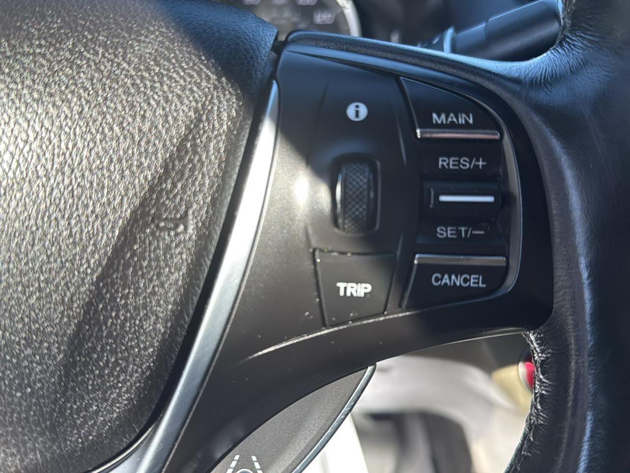 Acura TLX 4dr Sdn SH-AWD V6 Tech 2015