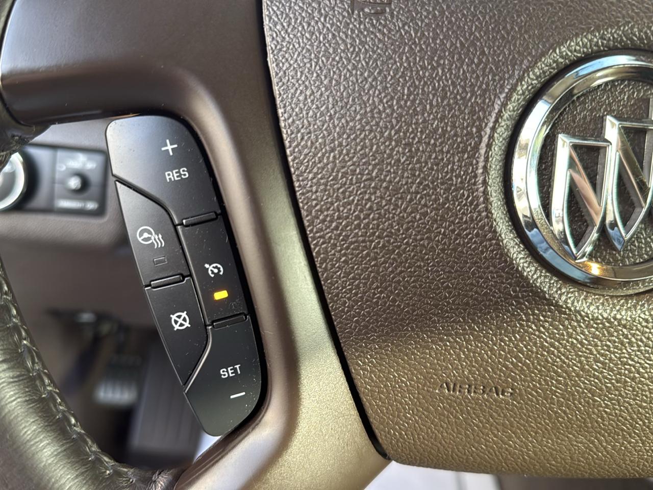 Buick Enclave FWD 4dr Premium 2017