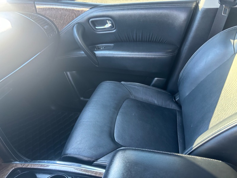 Infiniti QX80 4WD 2015