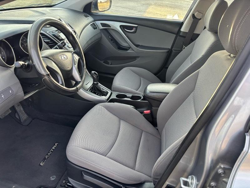 Hyundai Elantra Limited 2015