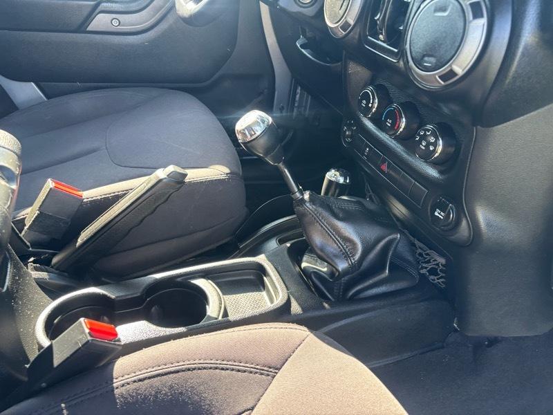 Jeep Wrangler Unlimited Sport 4WD 2014