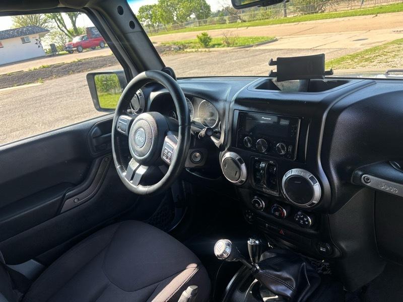 Jeep Wrangler Unlimited Sport 4WD 2014