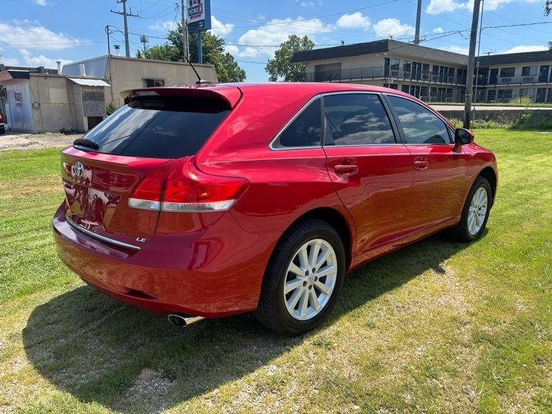 Toyota Venza LE I4 FWD 2012