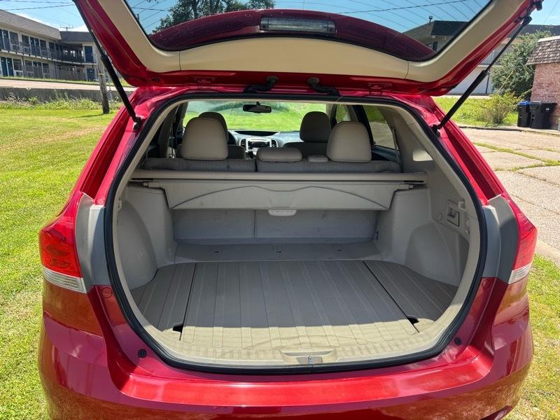 Toyota Venza LE I4 FWD 2012
