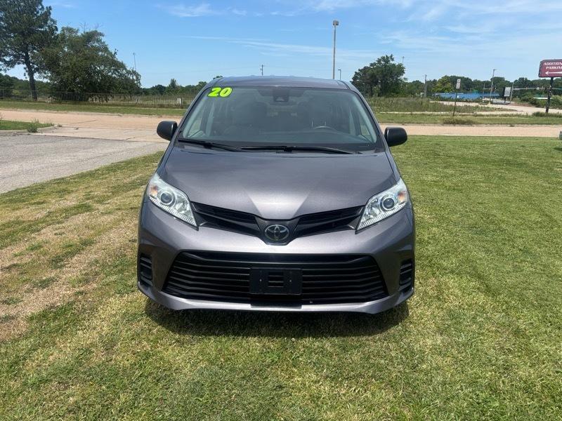 2020 Toyota Sienna L V6 7-Passenger FWD's photo