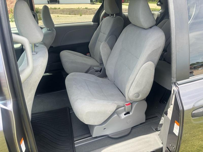 Toyota Sienna  2020