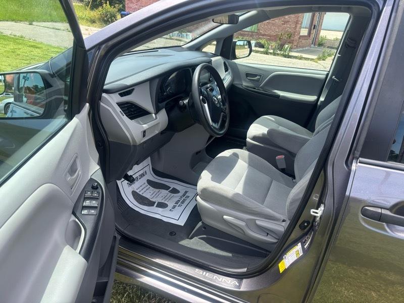 Toyota Sienna  2020