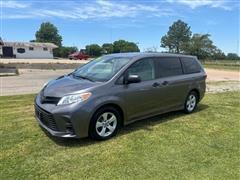2020 Toyota Sienna 