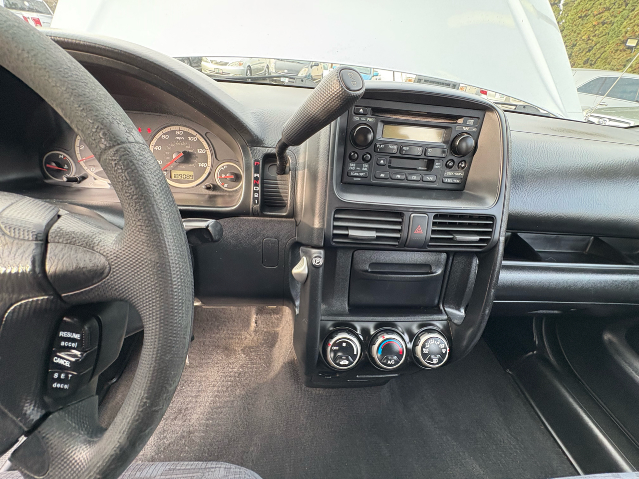 Honda CR-V LX 4WD 4-spd AT 2003 Honda CR-V LX 4WD 4-spd AT 2003