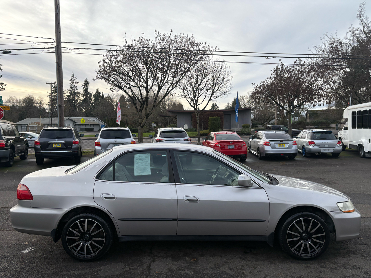 Honda Accord LX V6 sedan 1999