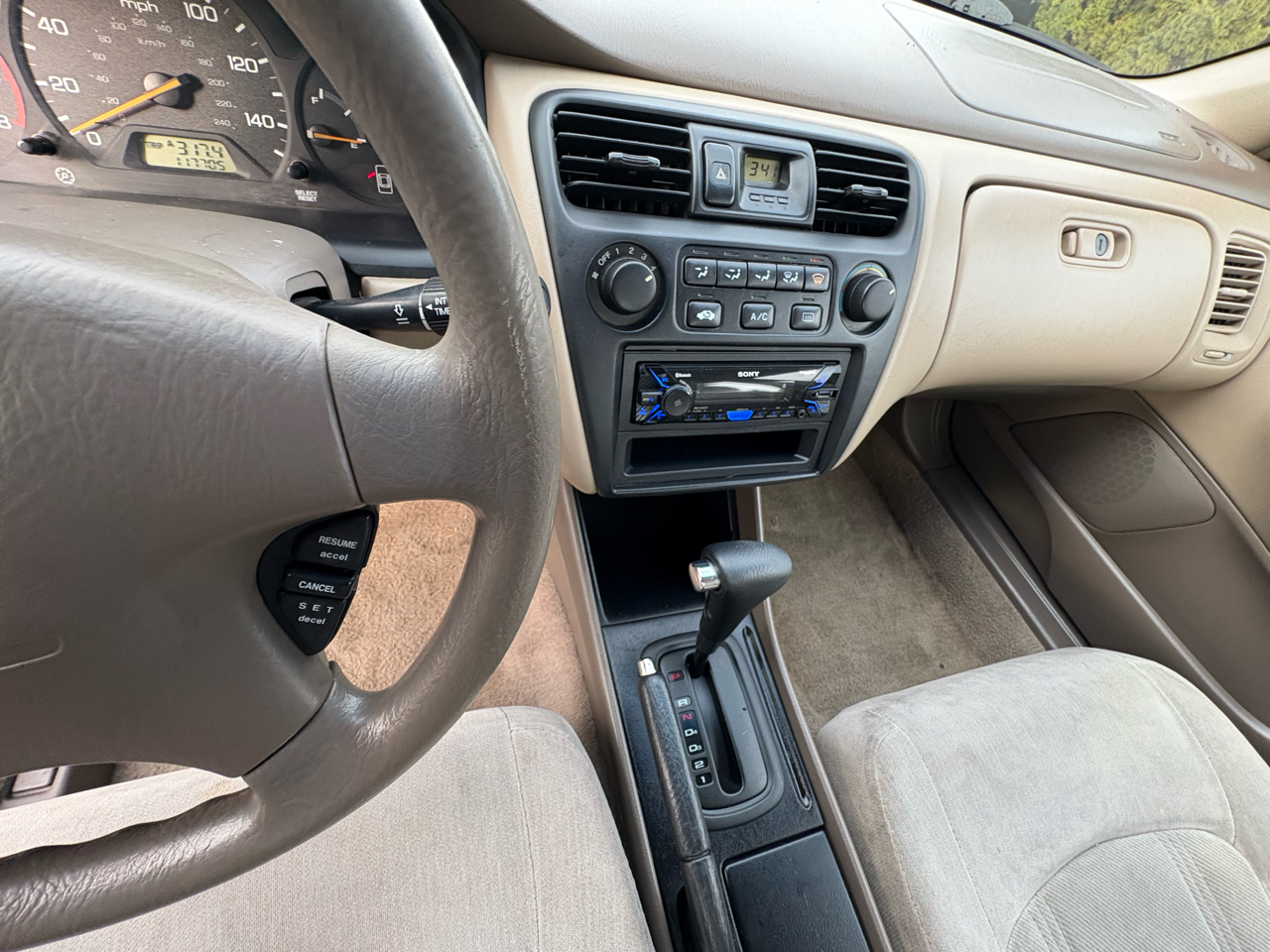 Honda Accord LX V6 sedan 1999