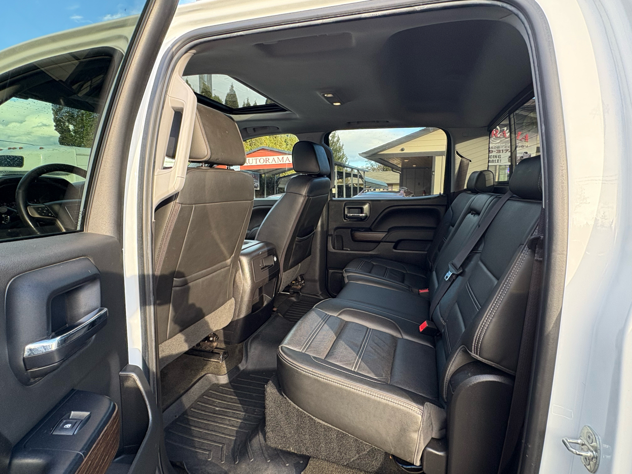 GMC Sierra 1500 Denali Crew Cab Short Box 4WD 2017