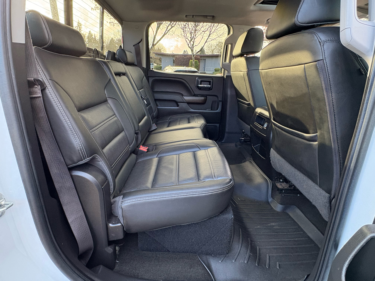 GMC Sierra 1500 Denali Crew Cab Short Box 4WD 2017