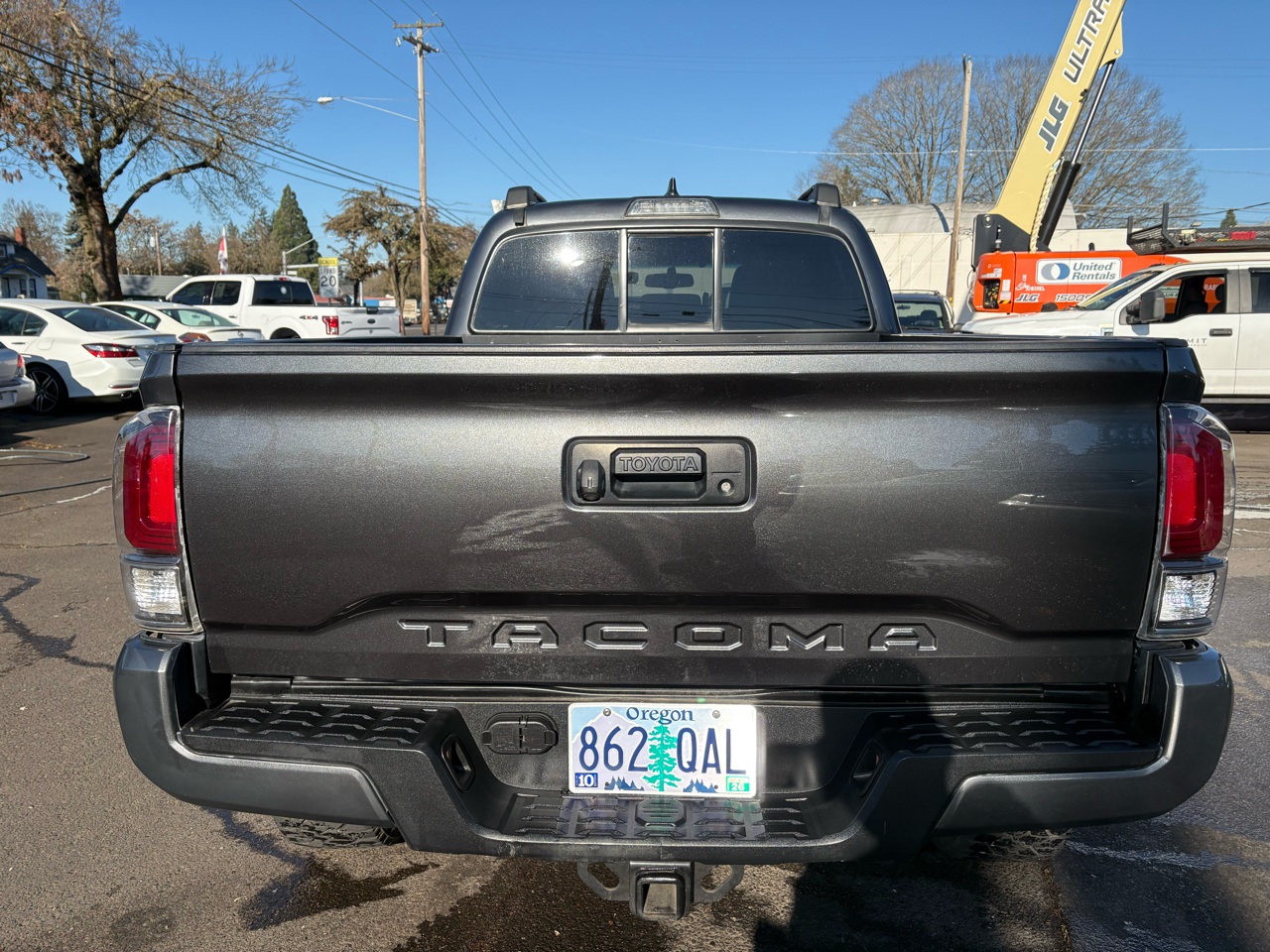 Toyota Tacoma 4WD Double Cab LB V6 AT TRD Sport (Natl) 2016
