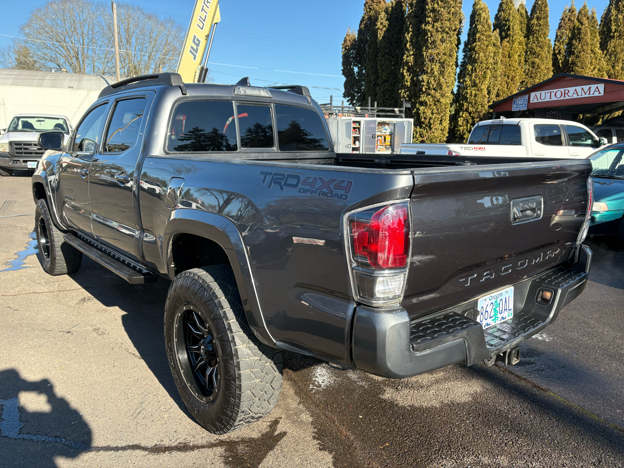 Toyota Tacoma 4WD Double Cab LB V6 AT TRD Sport (Natl) 2016
