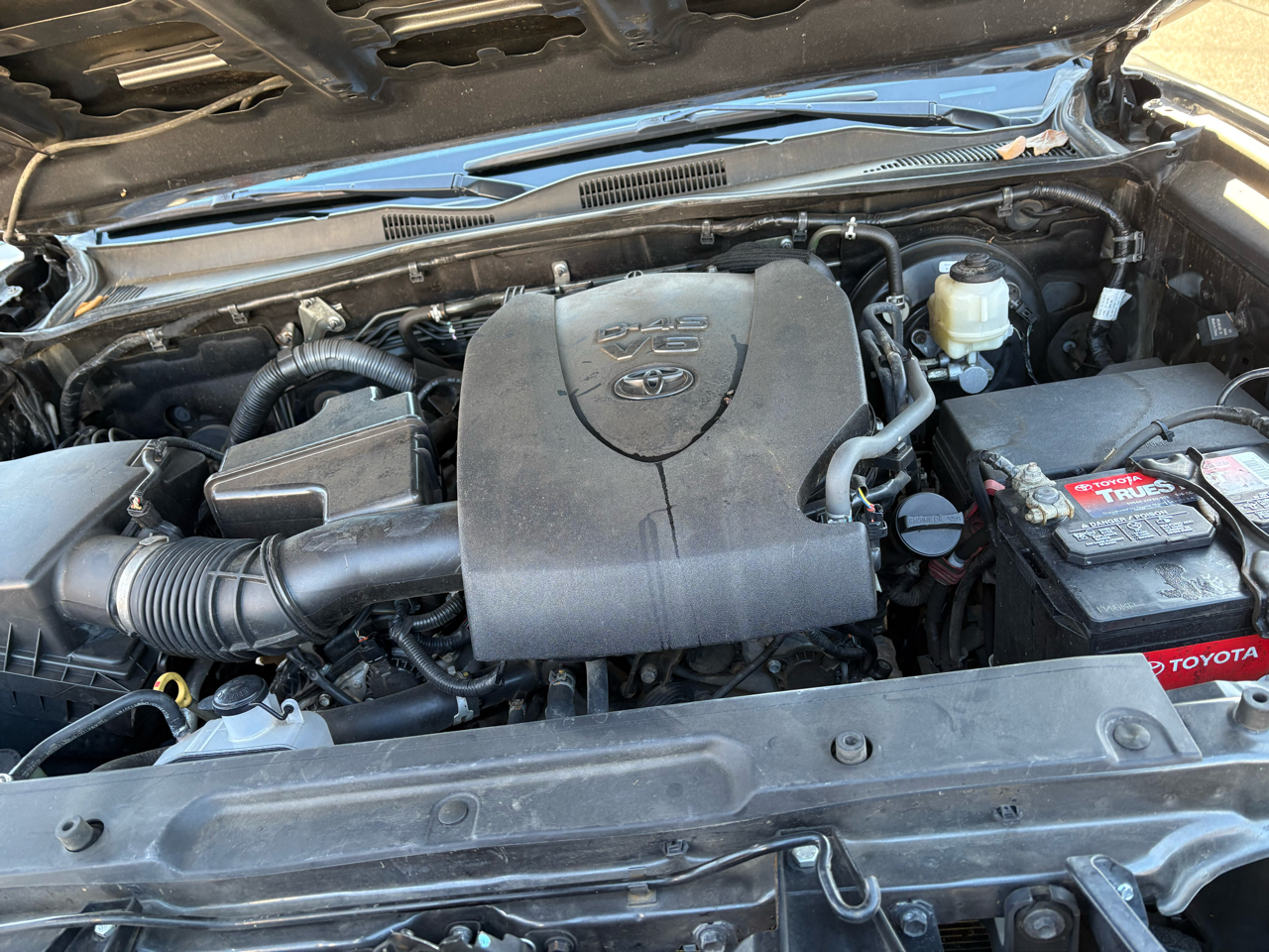 Toyota Tacoma 4WD Double Cab LB V6 AT TRD Sport (Natl) 2016