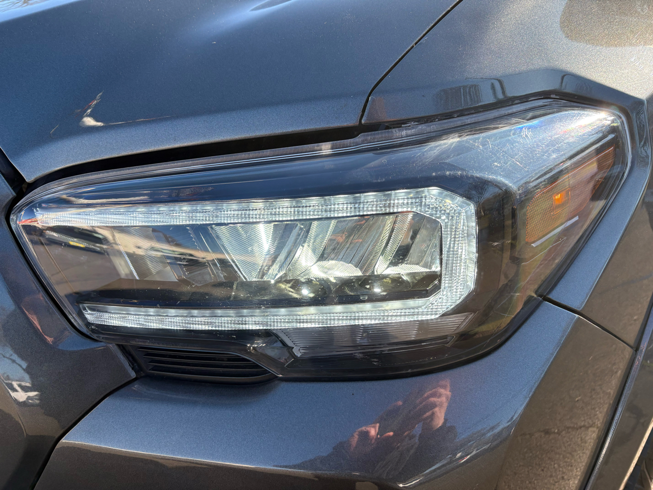 Toyota Tacoma 4WD Double Cab LB V6 AT TRD Sport (Natl) 2016